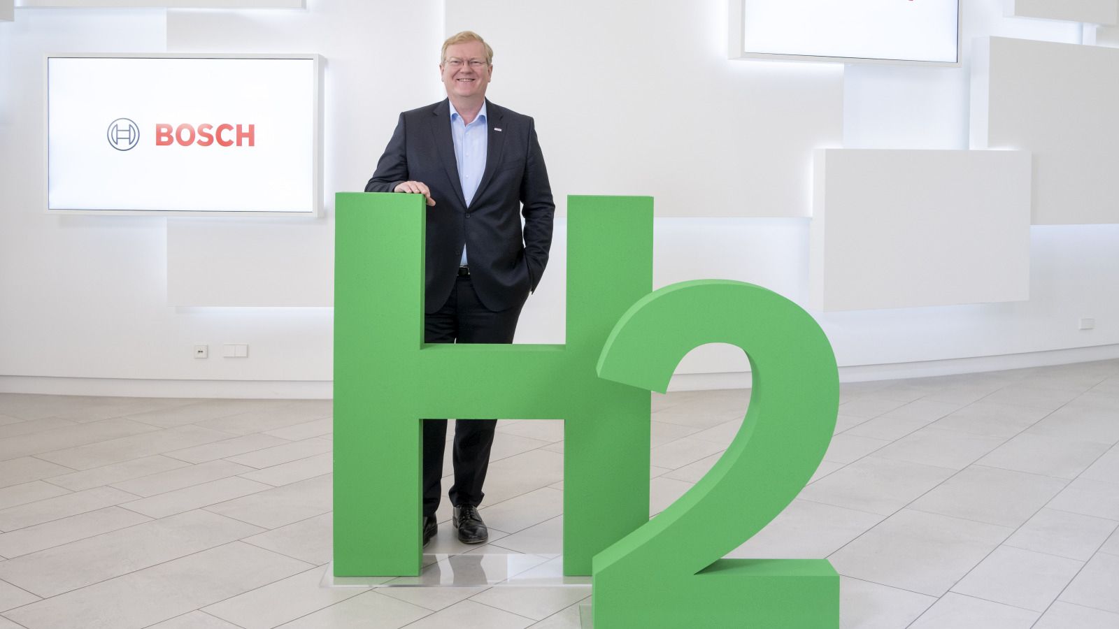 Nell’era dell’idrogeno: Bosch avvia la produzione in serie del fuel cell power module