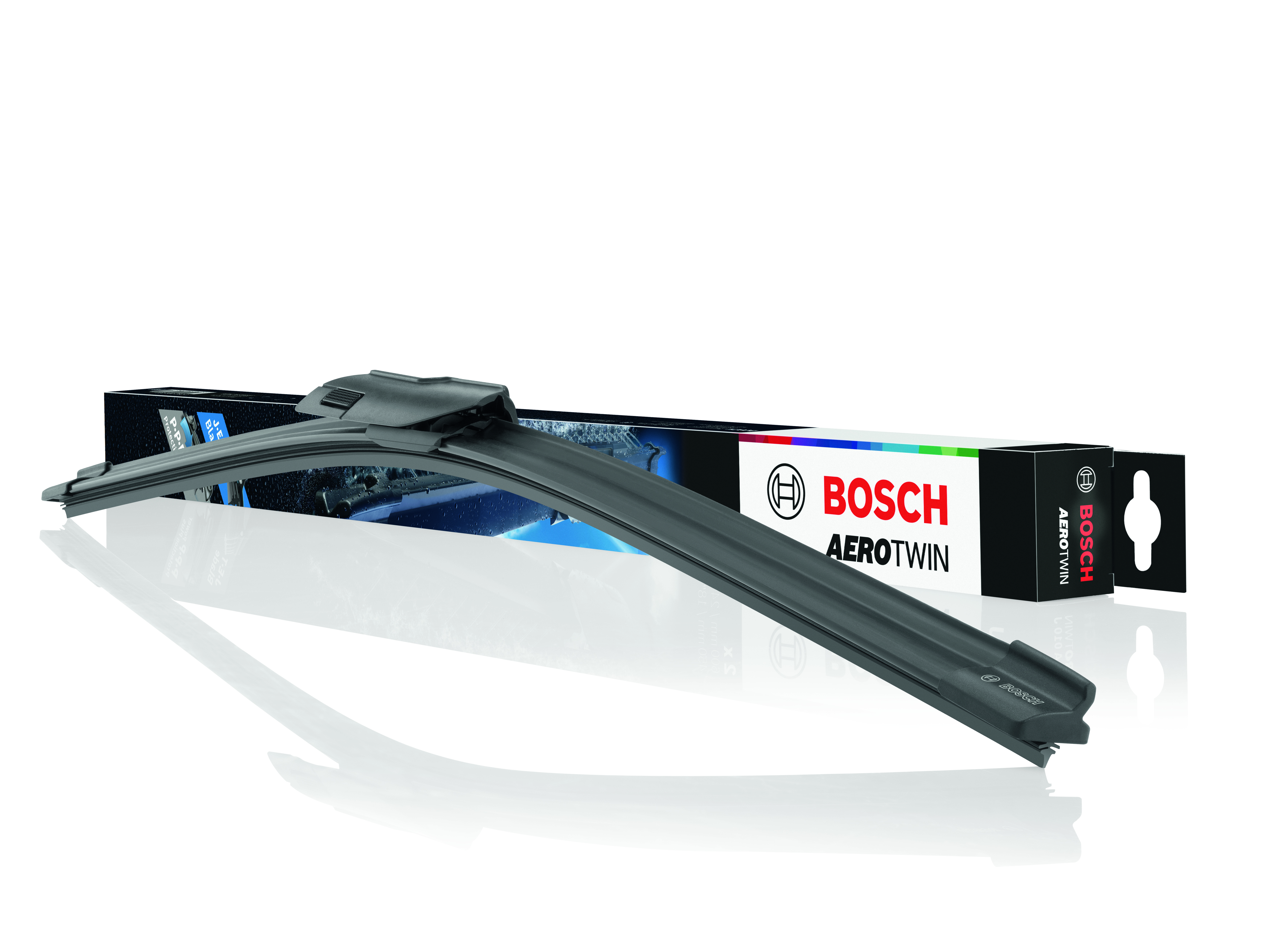 Le nuove spazzole Bosch Aerotwin J.E.T Blade con erogatore d’acqua integrato nel tergicristallo