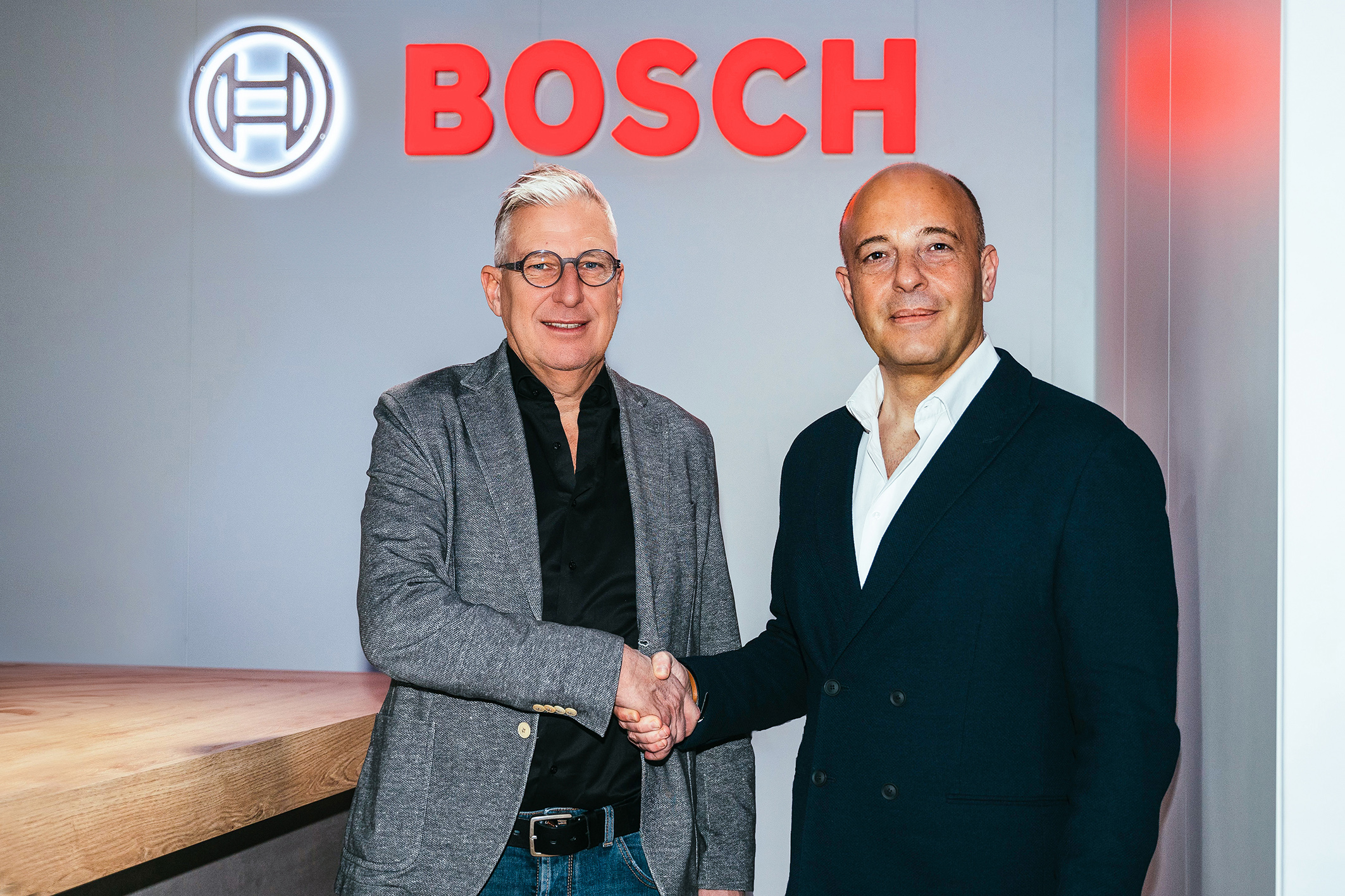 Unico fornitore di servizi: EDAG e Bosch Engineering stringono un accordo di collaborazione 